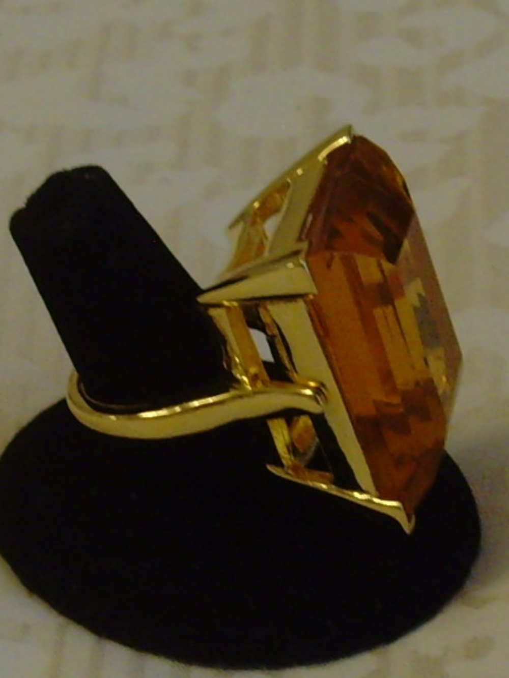 Kenneth J Lane (KJL) RARE Vintage Faux Topaz Colored Stone Ring (Adjustable) - Picture 4 of 14